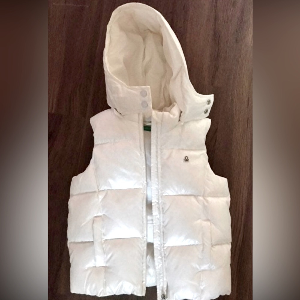 Girls Benetton puffer vest
